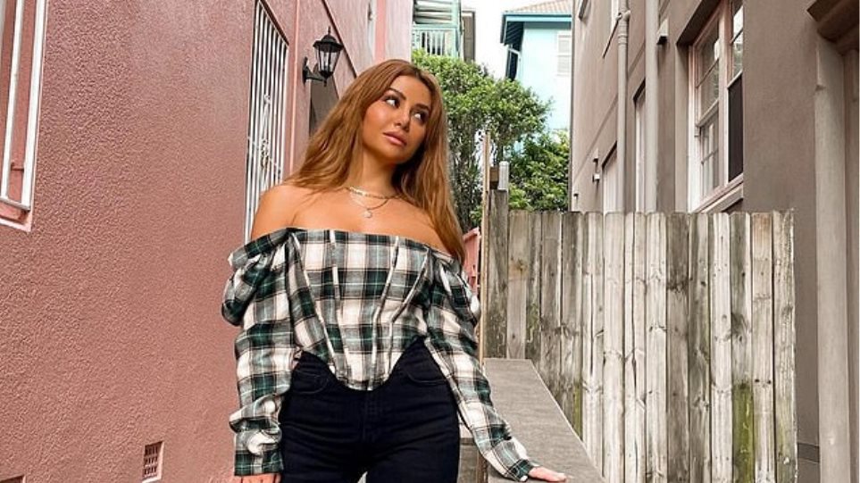 Αυστραλία: Η σκληρή δουλειά της Martha Kalifatidis επέδωσε ένα μεγάλο συμβόλαιο με την PrettyLittleThing