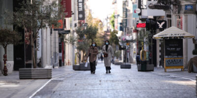 Λιανεμπόριο-Lockdown : Ευθύνες ρίχνει η κυβέρνηση στην αντιπολίτευση για την παράταση των μέτρων. Λιανεμπόριο-Lockdown : Ευθύνες ρίχνει η κυβέρνηση στην αντιπολίτευση για την παράταση των μέτρων.