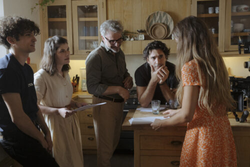 «Ο Δάσκαλος»: Ξεκίνησαν τα γυρίσματα της νέας σειράς του Χριστόφορου Παπακαλιάτη - Πρωταγωνιστεί και η Χαρούλα Αλεξίου