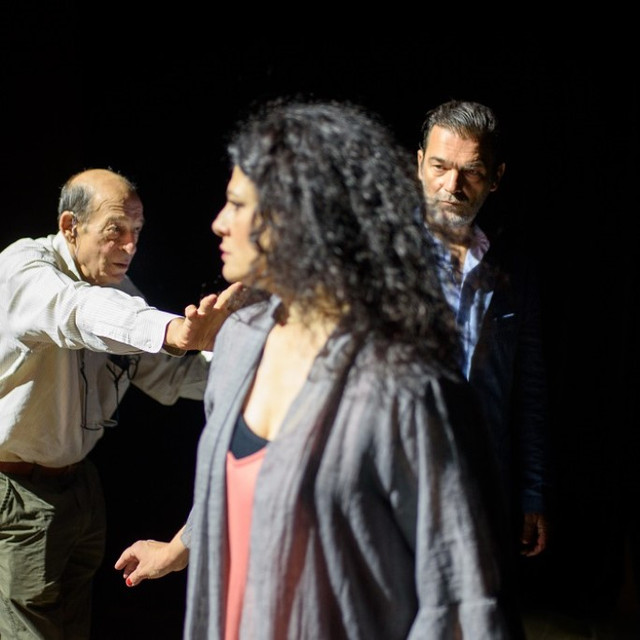 Άγουρα Κεράσια: Τάνια Τρύπη-Κωνσταντίνος Καζάκος σε σκηνοθεσία Μανούσου Μανουσάκη