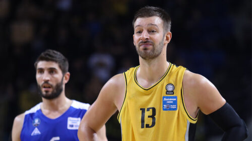 Θρήνος για τον Γέλοβατς, «έφυγε» από τη ζωή ο άσος της ΑΕΚ Θρήνος για τον Γέλοβατς, «έφυγε» από τη ζωή ο άσος της ΑΕΚ