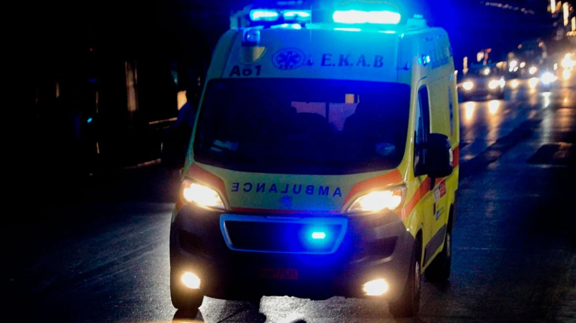 Τροχαίο δυστύχημα στη Βέροια - Νεκρός 65χρονος που καρφώθηκε με το όχημά του σε τσιμεντένια περίφραξη Τροχαίο δυστύχημα στη Βέροια - Νεκρός 65χρονος που καρφώθηκε με το όχημά του σε τσιμεντένια περίφραξη