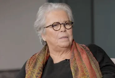 Δήμητρα Γαλάνη για Μαρινέλλα: Γιατί να πάρεις τη στιγμή που πέφτει στο Ηρώδειο και να την κάνεις σημαία;