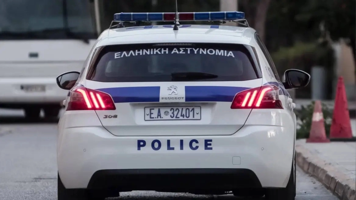 Μαχαίρωσαν αστυνομικό στο Χαϊδάρι - Δύο συλλήψεις Μαχαίρωσαν αστυνομικό στο Χαϊδάρι - Δύο συλλήψεις
