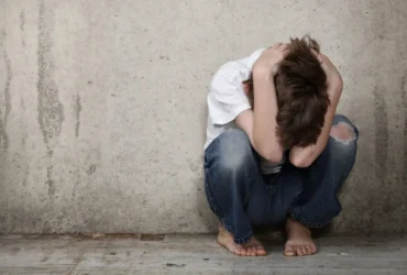 Αίγιο: Συνελήφθη 13χρονος που απείλησε συνομήλικό του