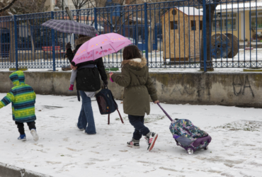 Κακοκαιρία Coral: Κύμα ψύχους μέχρι και την Κυριακή, το έστρωσε στην Πάρνηθα - Χιόνια μέχρι τη θάλασσα σε Χίο, Λέσβο, βόρειες Κυκλάδες, Εύβοια και Σποράδες