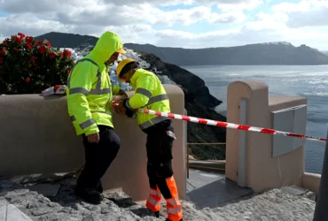 Σεισμοί στη Σαντορίνη: Δύο δονήσεις άνω των 4 Ρίχτερ το πρωί - Απροσδιόριστο πότε θα έρθει η αποκλιμάκωση, λέει ο Λέκκας