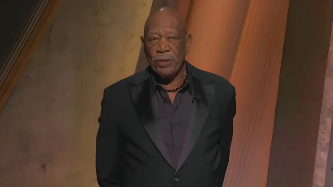 Όσκαρ 2025: Ο Μόργκαν Φρίμαν απέτισε φόρο τιμής στον Τζιν Χάκμαν - «Κέρδισε τις καρδιές των σινεφίλ σε όλο τον κόσμο» Όσκαρ 2025: Ο Μόργκαν Φρίμαν απέτισε φόρο τιμής στον Τζιν Χάκμαν - «Κέρδισε τις καρδιές των σινεφίλ σε όλο τον κόσμο»