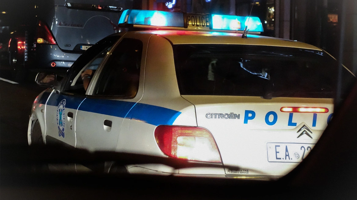 Συνελήφθη επ’ αυτοφώρω διαρρήκτης φορτηγού στην Ηλιούπολη - Κουβαλούσε τρυπάνια, κατσαβίδια, κόφτες Συνελήφθη επ’ αυτοφώρω διαρρήκτης φορτηγού στην Ηλιούπολη - Κουβαλούσε τρυπάνια, κατσαβίδια, κόφτες