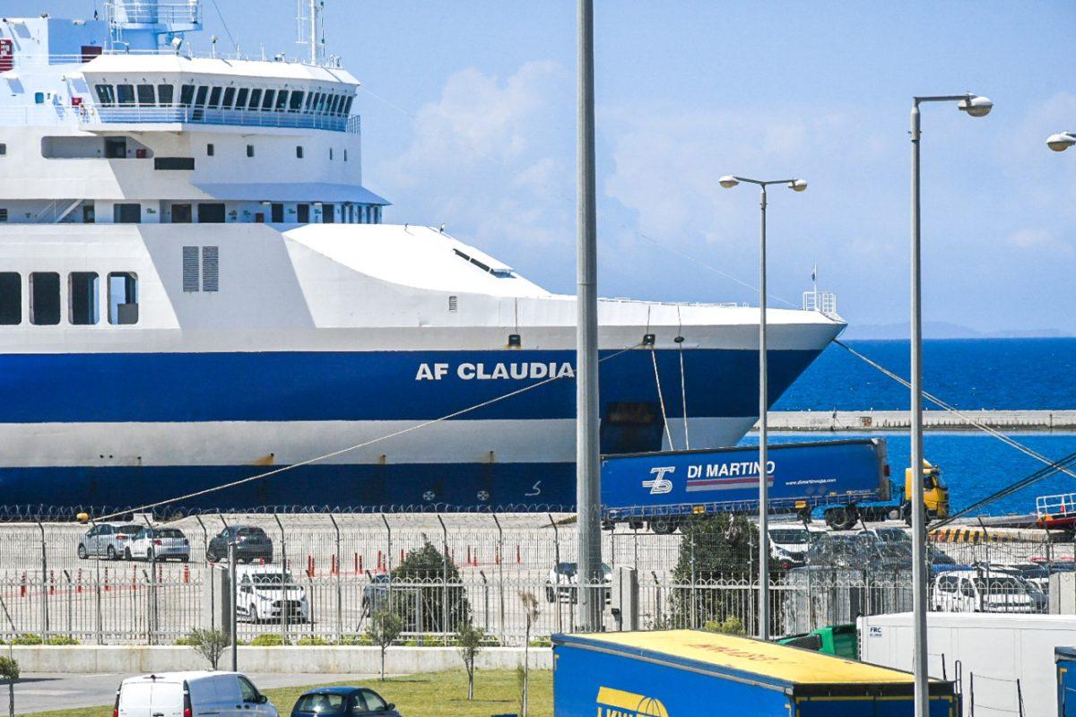 Πάτρα: Καταγγελίες για «εγκληματικές παραλείψεις» μετά τη φονική παράσυρση της 47χρονης στον καταπέλτη πλοίου