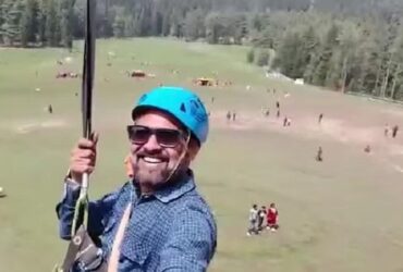 Κασμίρ: Τουρίστας έκανε zipline και κατέγραψε τη στιγμή του μακελειού με τους 26 νεκρούς