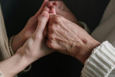 Διπλάσιοι οι ασθενείς με Πάρκινσον απ΄ ότι πριν 25 χρόνια