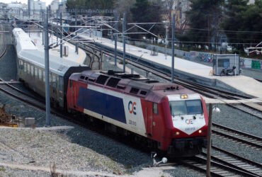 Προαστιακός Δυτικής Αττικής: Στα τέλη του 2026 μπαίνει σε λειτουργία – Από ποιες περιοχές θα περνά