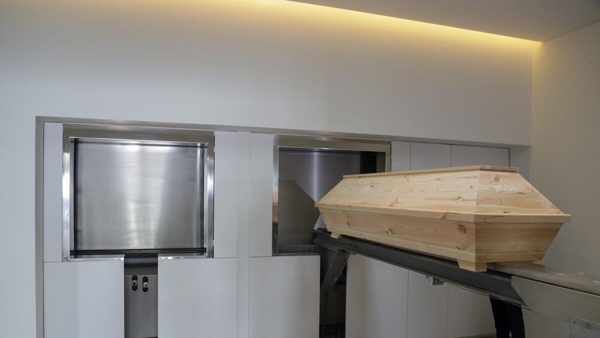 Σάμος: Έστειλαν 88χρονη για αποτέφρωση ενώ ήταν να κηδευτεί – Βρέθηκε άλλη σορός γυναίκας στο φέρετρό της