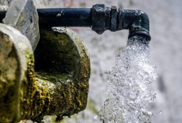 Που και πόσο θα αυξηθούν οι λογαριασμοί του νερού – Λειψυδρία και τουρίστες εκτόξευσαν τις αναγκαίες επενδύσεις