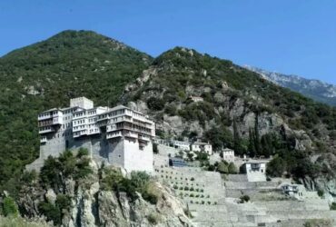 Άγιον Όρος: Αυτοψία από 3 κλιμάκια για τις ζημιές που προκάλεσε ο σεισμός – Στο «μικροσκόπιο» 11 μονές