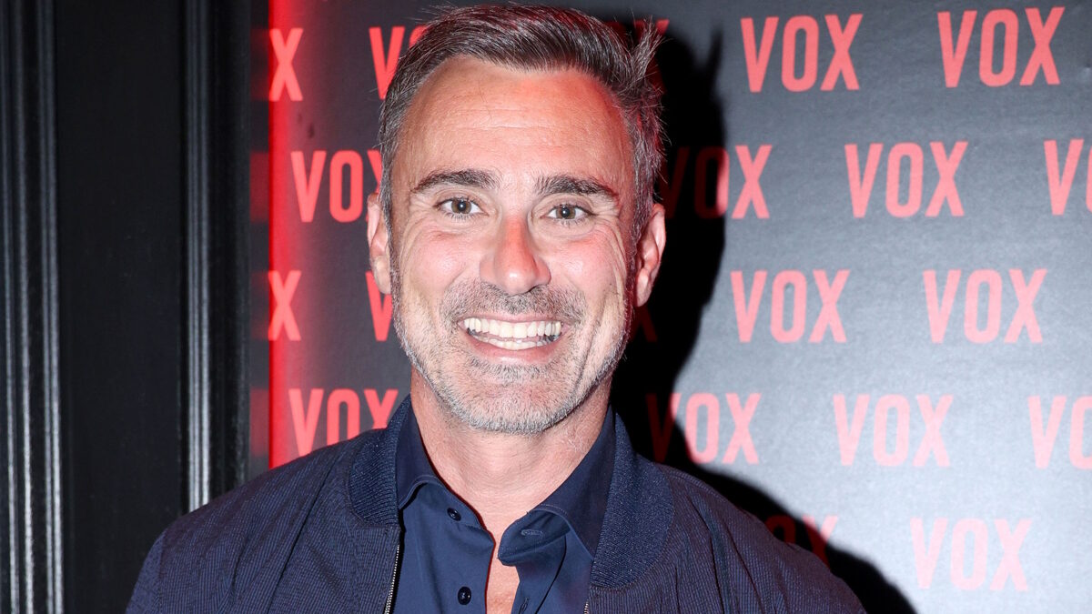 Γιώργος Καπουτζίδης: Το δύσκολο στο σχολείο δεν ήταν το μάθημα, ήταν το διάλειμμα