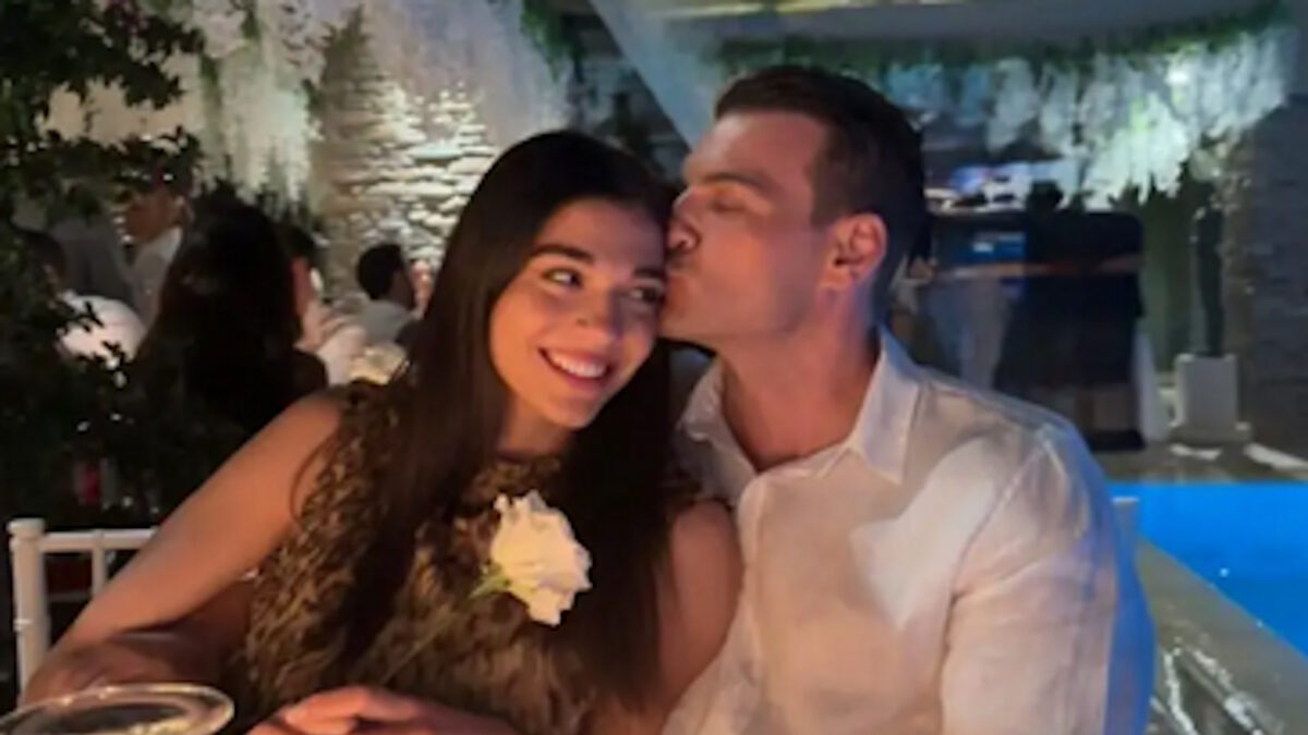 Μελίνα Νικολαΐδη και Δημήτρης Φιντιρίκος φουλ ερωτευμένοι σε γάμο φιλικού τους ζευγαριού στην Τήνο