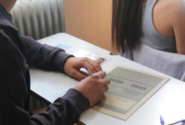 Πανελλήνιες 2025: Τα θέματα Πανελληνίων σε Αρχαία Ελληνικά, Μαθηματικά και Βιολογία