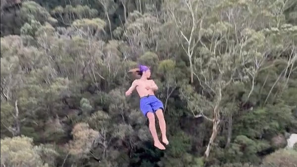 Αυστραλία: 21χρονος έσπασε το κρανίο και την πλάτη του όταν πήδηξε από καταρράκτη 42,5 μέτρων – Λέγεται «βουτιά θανάτου»