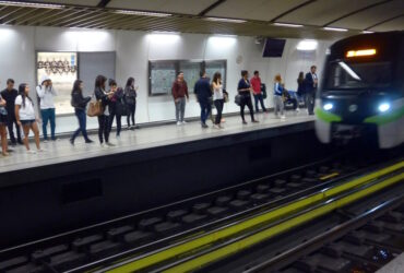 Σήμερα Σάββατο η πιλοτική 24ωρη λειτουργία σε μετρό, τραμ και λεωφορεία – Το πλήρες πρόγραμμα