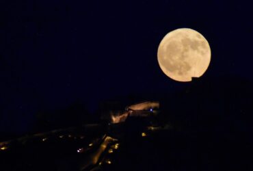 Πανσέληνος του Αυγούστου: Που μπορείτε να τη δείτε δωρεάν