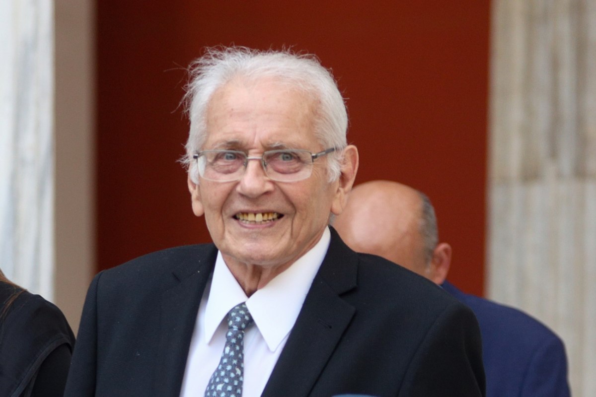 Σήμερα το μεσημέρι η κηδεία του Δημήτρη Κωνσταντάρα – Τι ζητά η οικογένε