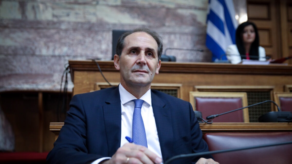 Κηδεία Απόστολου Βεσυρόπουλου στην Ημαθία – Συγκίνηση και μήνυμα προσφοράς από την οικογένειά του