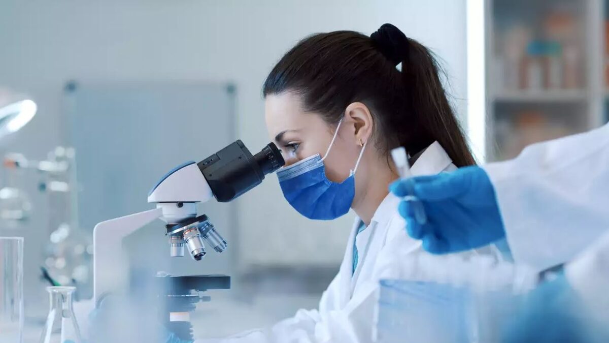 ΕΟΔΥ: Κατακόρυφη αύξηση κρουσμάτων γαστρεντερίτιδας στην Κέα λόγω νοροϊού