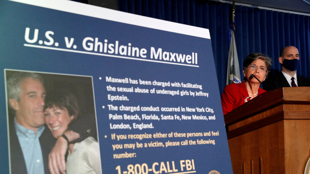 Η Μάξγουελ αθωώνει Τραμπ στην υπόθεση Επστάιν – «Δεν έκανε κάτι ανάρμοστο»