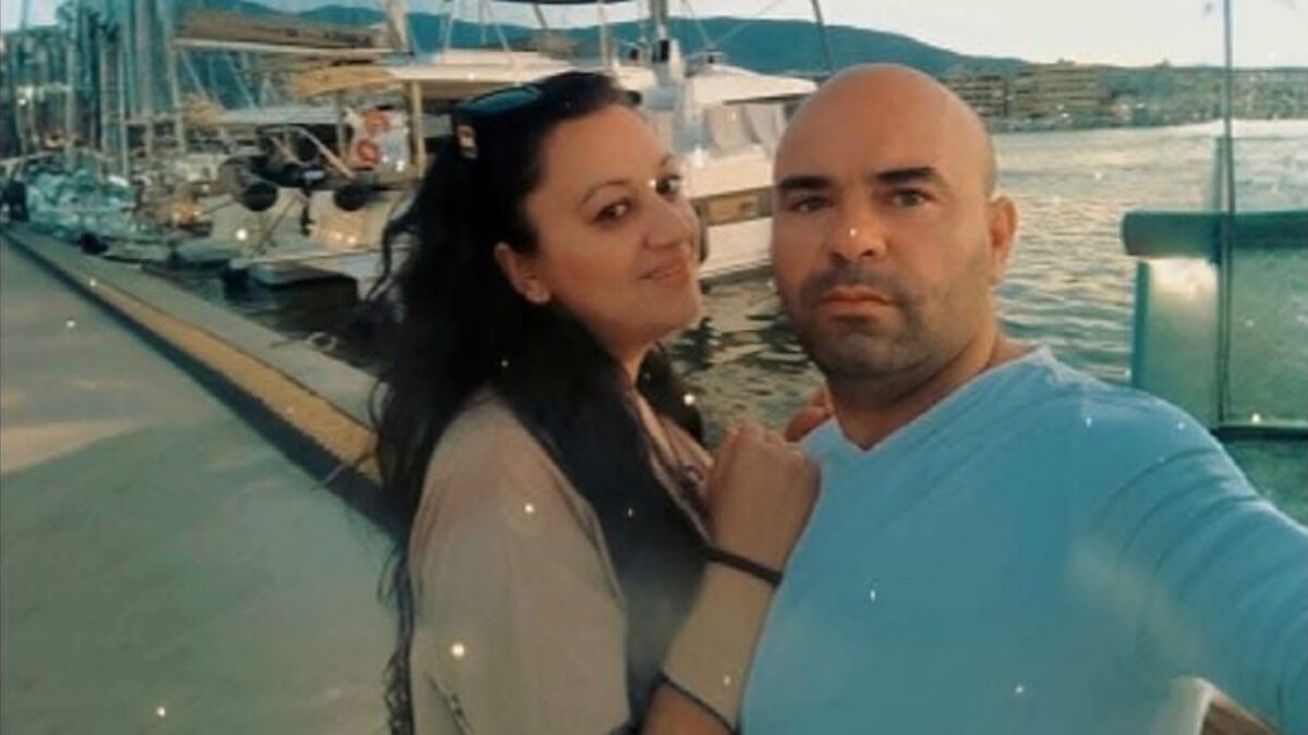 «Εμάς δεν μας σκέφτηκες»: Η 18χρονη φωνάζει στον πατέρα μετά τη γυναικοκτονία στον Βόλο – Κηδεία στην Αλβανία