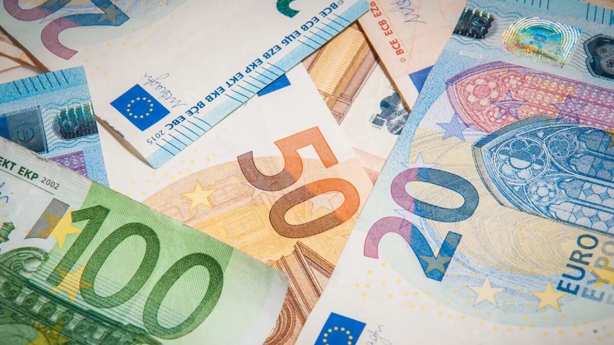 Πληρωμές e-ΕΦΚΑ και ΔΥΠΑ: Αναλυτικά ποιοι θα πληρωθούν από 25 έως 29/8