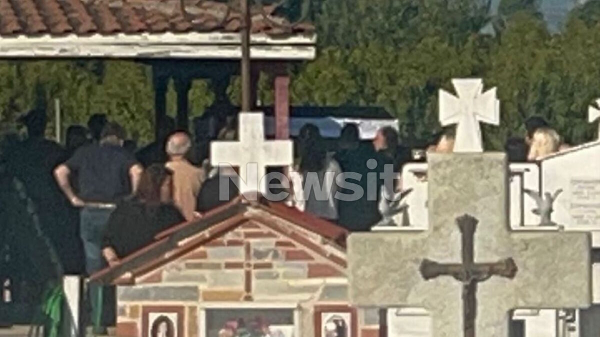 Κηδεία με συγκίνηση στη Σκύδρα μετά τη δολοφονία – Σε απολογία ο 76χρονος