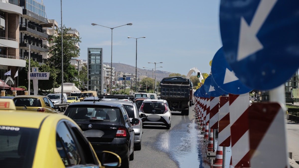 Σπάσιμο αγωγού στο Ίλιον – Διακοπή κυκλοφορίας στην Ανατολικής Ρωμυλίας