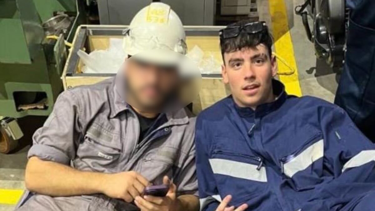 Κηδεία 20χρονου ναυτικού που τραυματίστηκε θανάσιμα σε πλοίο