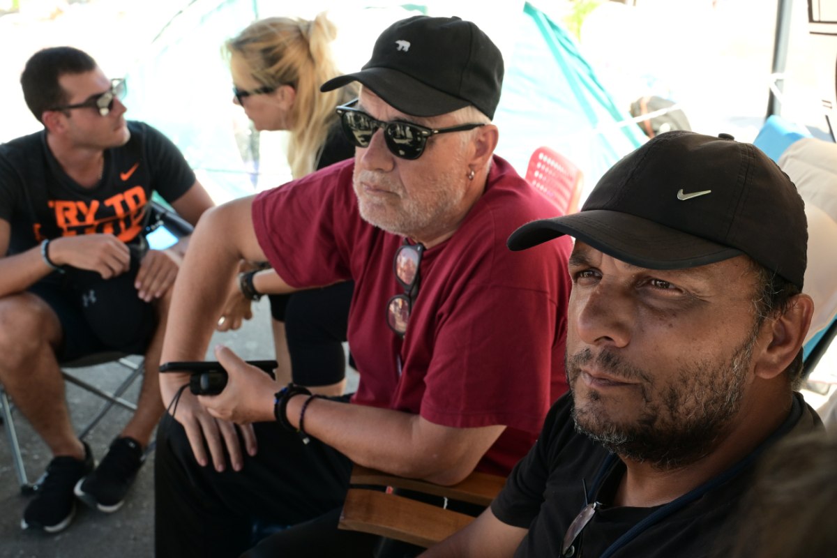 Τέμπη: Ο Δημήτρης Οικονομόπουλος διακόπτει την απεργία πείνας –