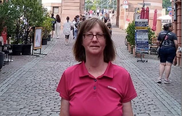 Πνιγμός η αιτία θανάτου της Βρετανίδας στην Καβάλα – Συγκλονισμένος ο σύζυγος