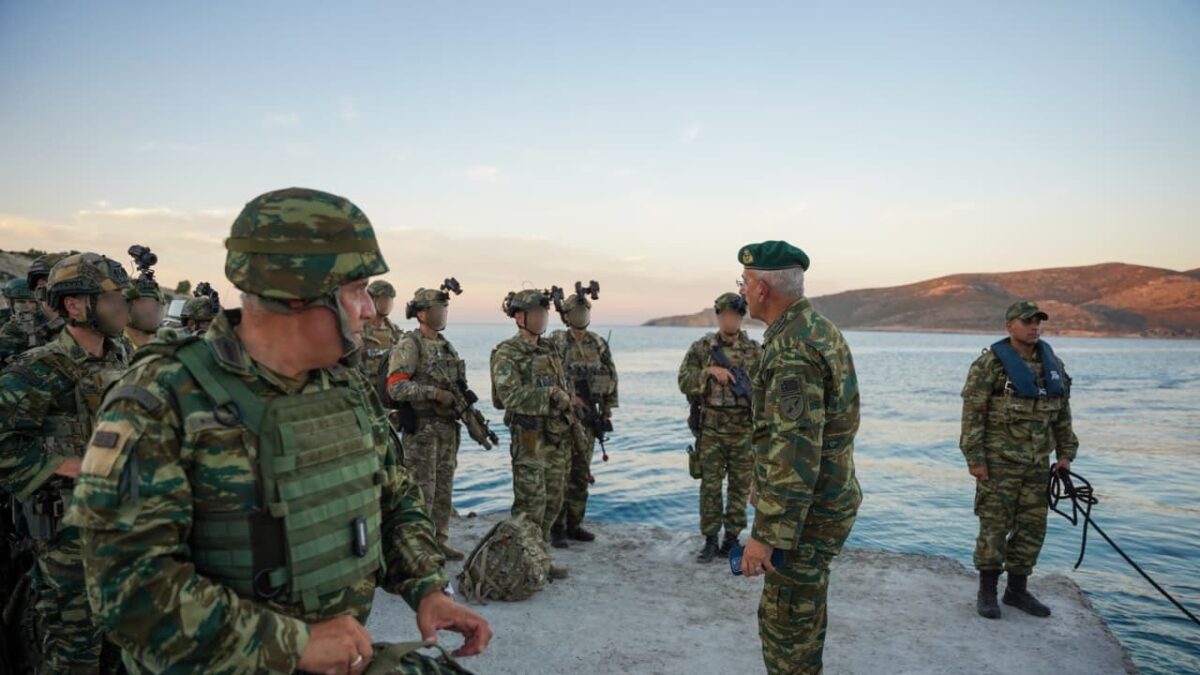 Ένοπλες Δυνάμεις: Εντυπωσιακή άσκηση ετοιμότητας σε Αιγαίο και Έβρο