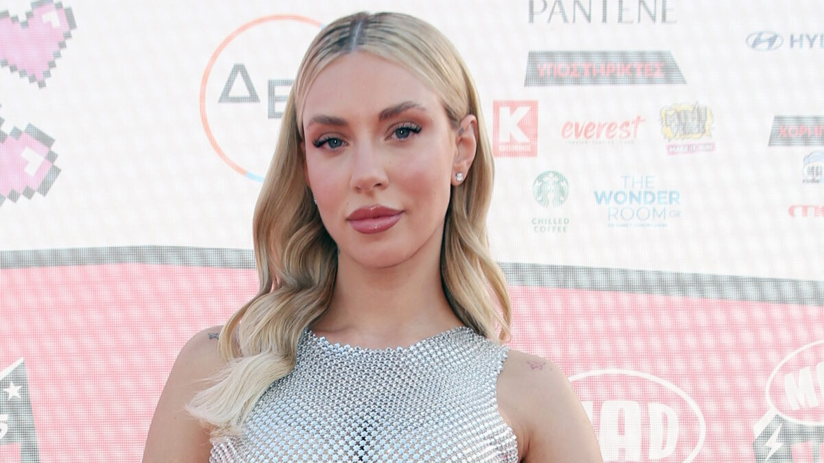 Γαρυφαλλιά Καληφώνη: Σκληρή απάντηση σε γιατρό για αναληθή σχόλια