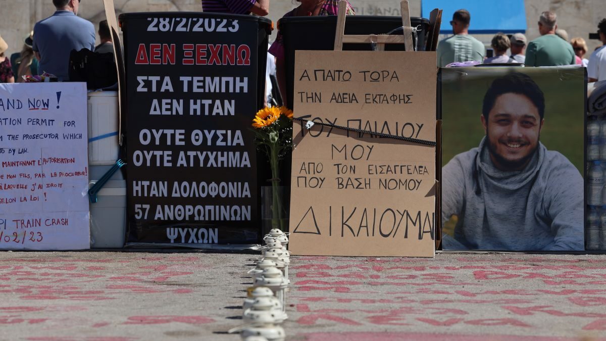 Τέμπη: Δικηγόροι οικογένειας Ρούτσι για την εκταφή του γιου – «Δεν μπορεί να μείνει χωρίς δικαστική κρίση»