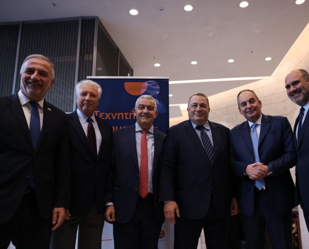 Ισχυρό πολιτικό μήνυμα από την εκδήλωση Στυλιανίδη – Παρών το κυβερνητικό επιτελείο, απών ο Σαμαράς Ισχυρό πολιτικό μήνυμα από την εκδήλωση Στυλιανίδη – Παρών το κυβερνητικό επιτελείο, απών ο Σαμαράς