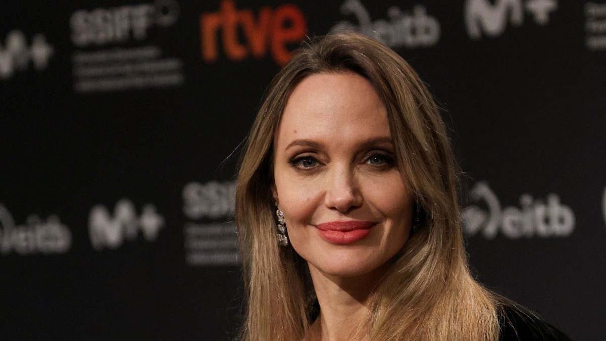 «Αντίο» στις ΗΠΑ για την Αντζελίνα Τζολί – Αγοράζει σπίτια σε τρεις ηπείρους