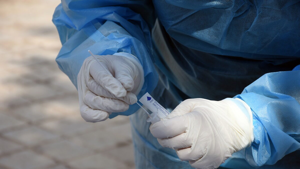 Χαμηλή Παραμένει η Εξάπλωση του Κορονοϊού – 1 Θάνατος και 1 Διασωλήνωση την Τελευταία Εβδομάδα Χαμηλή Παραμένει η Εξάπλωση του Κορονοϊού – 1 Θάνατος και 1 Διασωλήνωση την Τελευταία Εβδομάδα