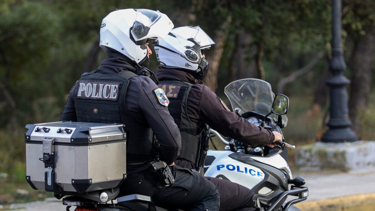 Η νύχτα τον «πρόδωσε»: Ο «Φλιτ» συνελήφθη ξανά με όπλο και ναρκωτικά