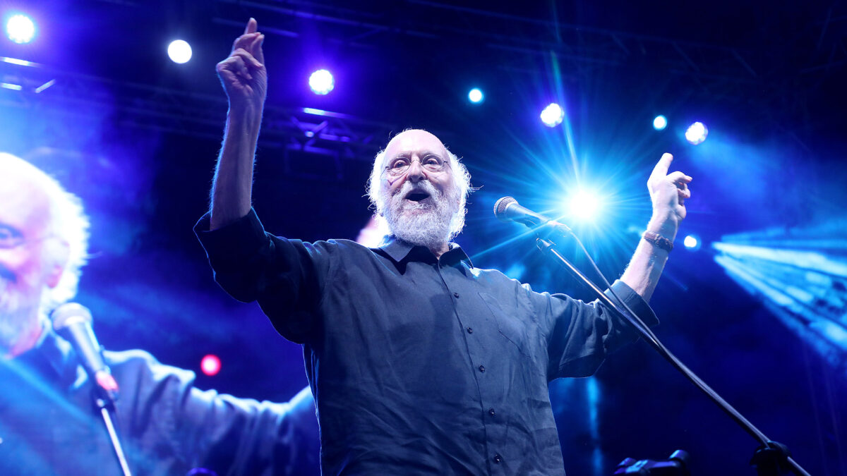 Λίνα Μενδώνη για Διονύση Σαββόπουλο: «Ένας καλλιτέχνης που χαρτογράφησε την Ελλάδα και την ψυχή της»