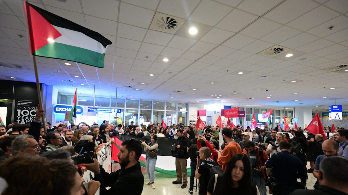 Θερμή Υποδοχή στην Αθήνα για την Ελληνική Αντιπροσωπεία του Στολίσκου Θερμή Υποδοχή στην Αθήνα για την Ελληνική Αντιπροσωπεία του Στολίσκου