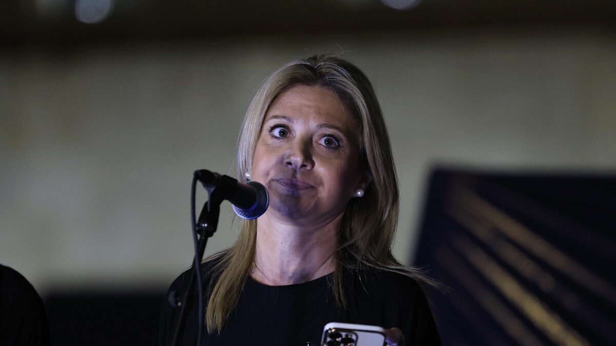 «Δίκη χωρίς ενόχους» για τα Τέμπη – Σοκαριστική καταγγελία από την Καρυστιανού για χημικά στο τρένο «Δίκη χωρίς ενόχους» για τα Τέμπη – Σοκαριστική καταγγελία από την Καρυστιανού για χημικά στο τρένο