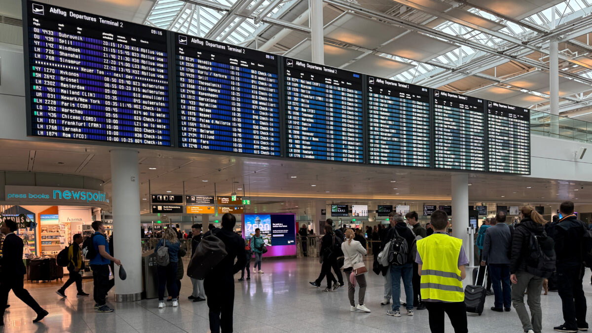 Επανέναρξη πτήσεων στο Μόναχο – Φουντώνει η ανησυχία για την ασφάλεια των αερομεταφορών