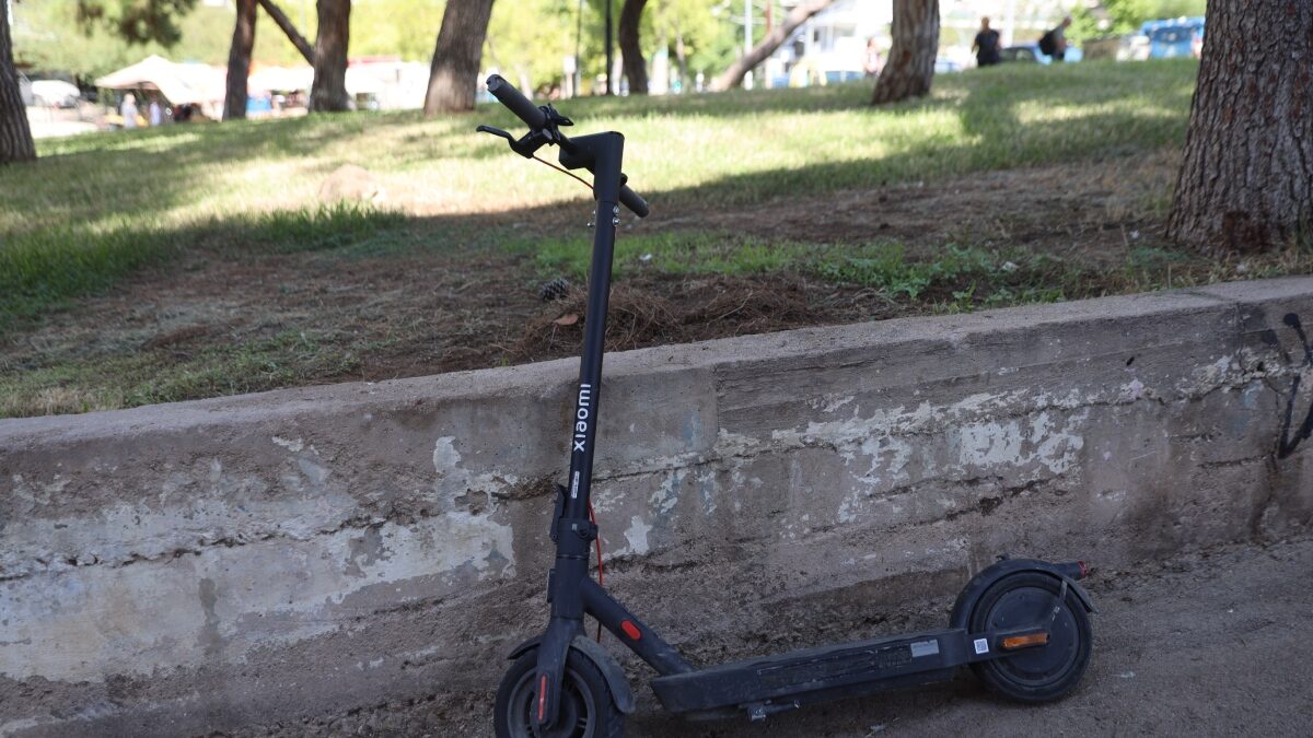 Νεκρός 44χρονος σε τροχαίο με ηλεκτρικό πατίνι στην Πέτρου Ράλλη – Ο οδηγός της μηχανής τον εγκατέλειψε