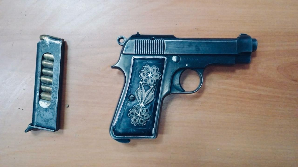 Φυλακές Κορυδαλλού: Πιστόλι με γεμιστήρα και 8 σφαίρες εντοπίστηκε θαμμένο στο προαύλιο